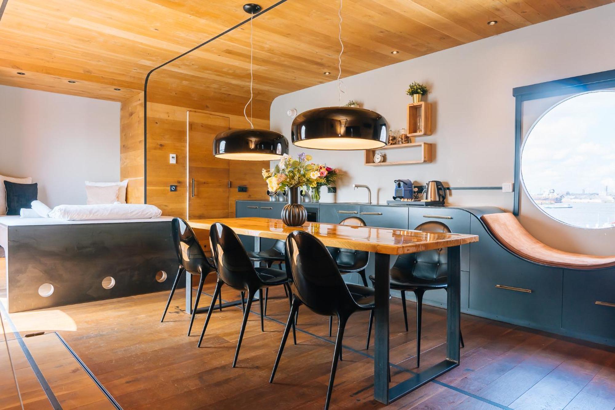 Hotel Botel Amsterdam