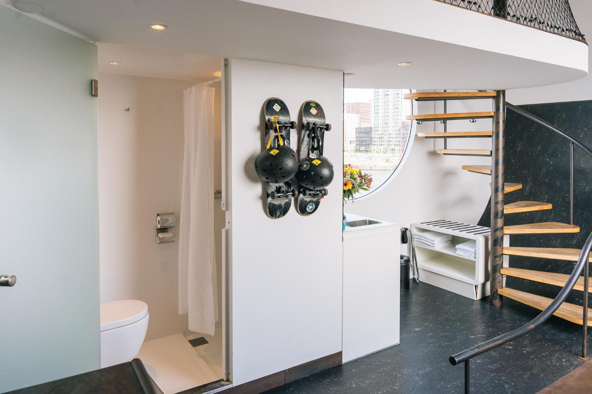 Botel Hotel